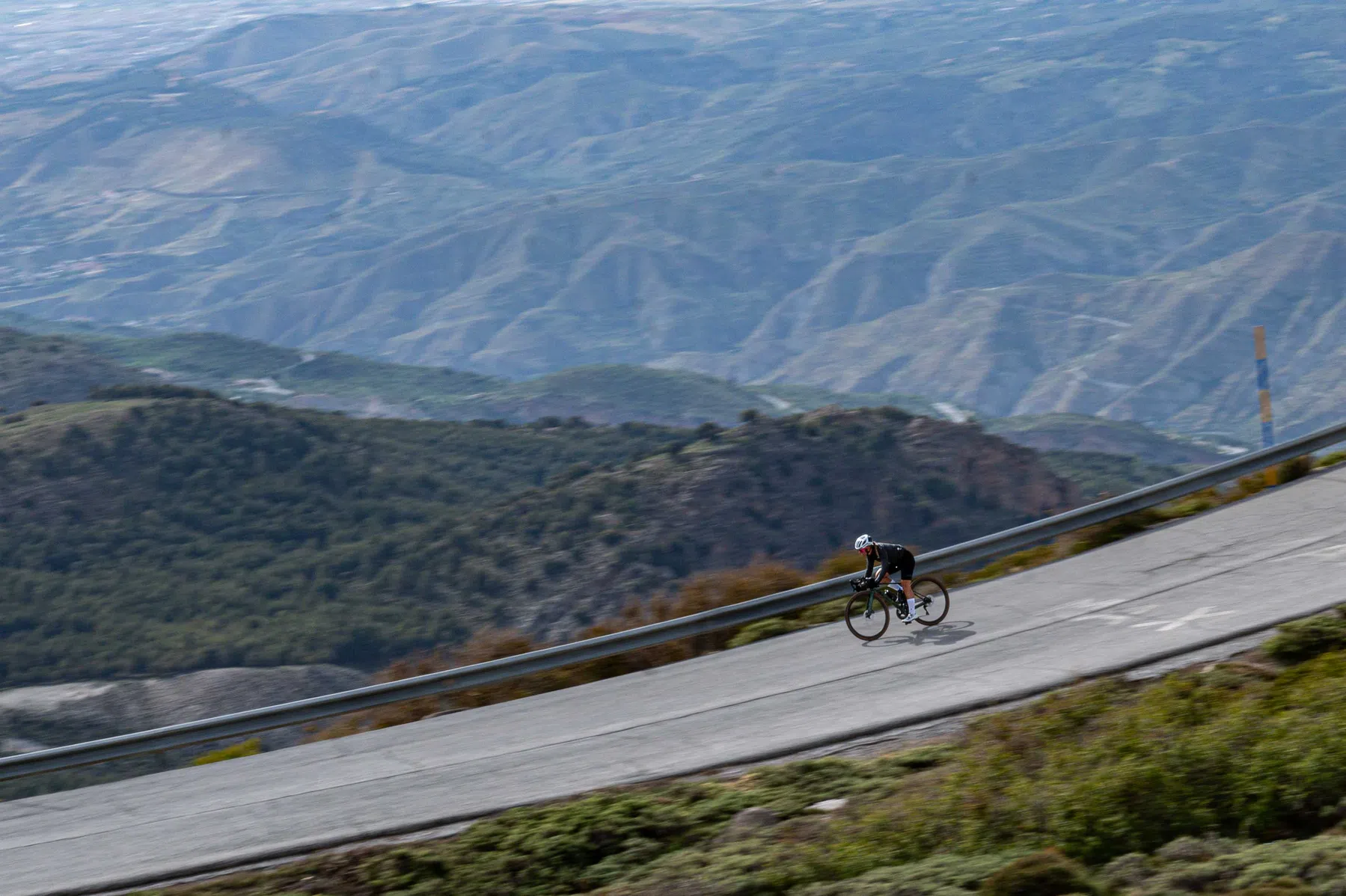 Carretera de Granada a Sierra Nevada